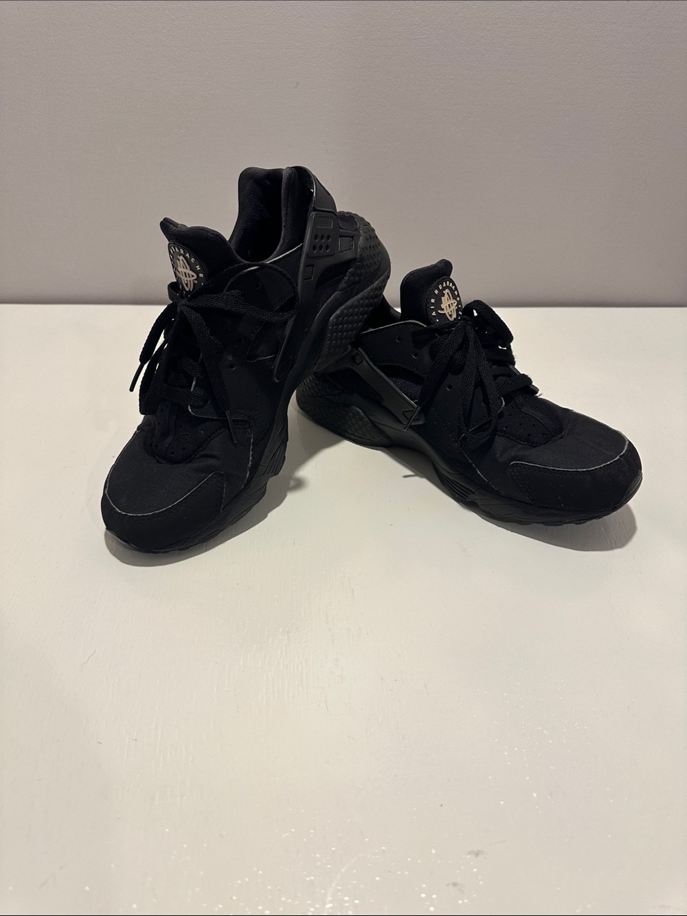 Women Black Air Huarache by Nike sneakers